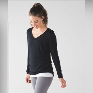 Lululemon Yin Time Long Sleeve Cashmere Sweater Laser Cut Black 6 Pilates Yoga